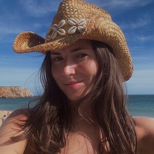 Meet your Posher, Sydney